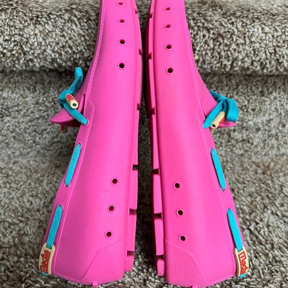 Mocks Women's Pink Mocklite Driver Rubber Loafers - Picture 9 of 11